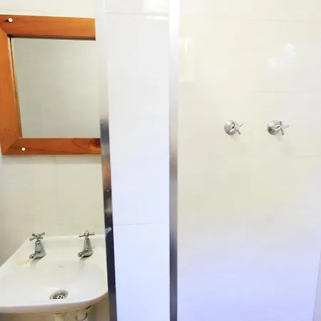 Scotty'S Mission Beach Room photo